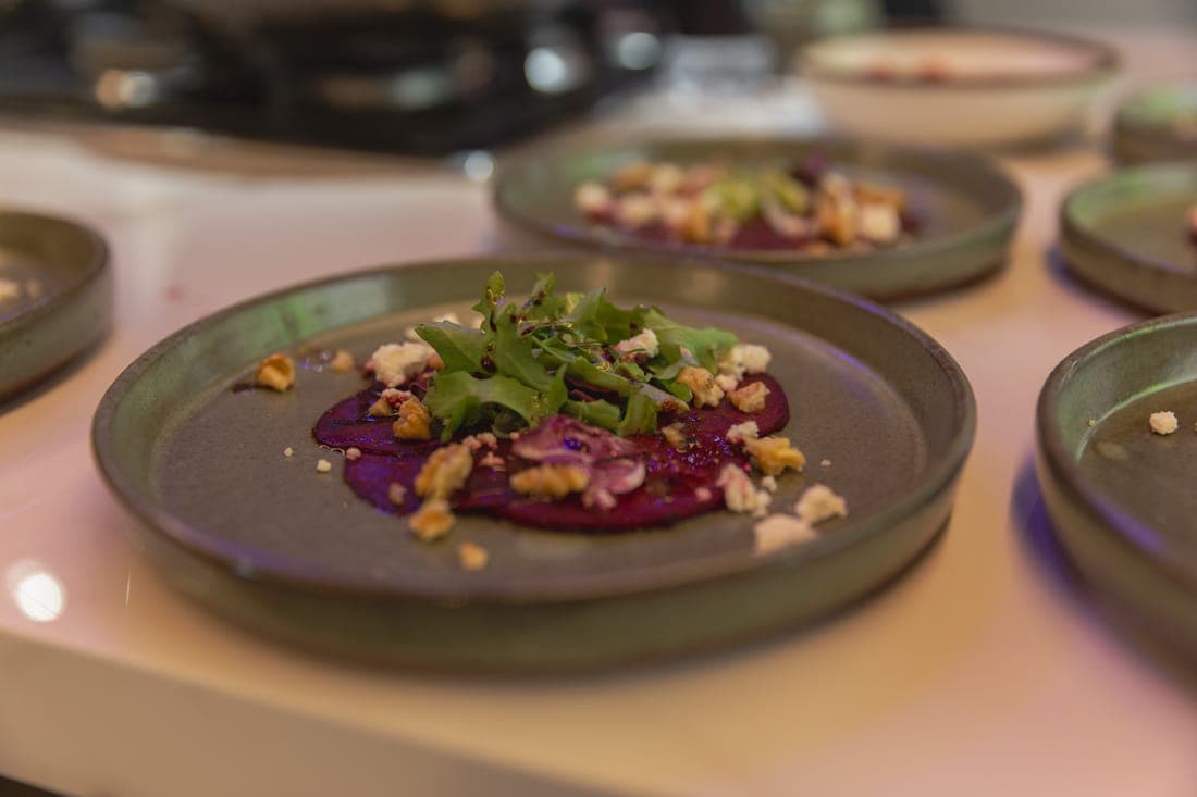 Pratos da chef da Amarela Gastronomia